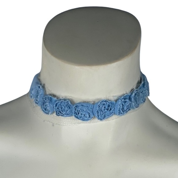Blue denim rose lace ended handcrafted choker - Picture 2 of 4